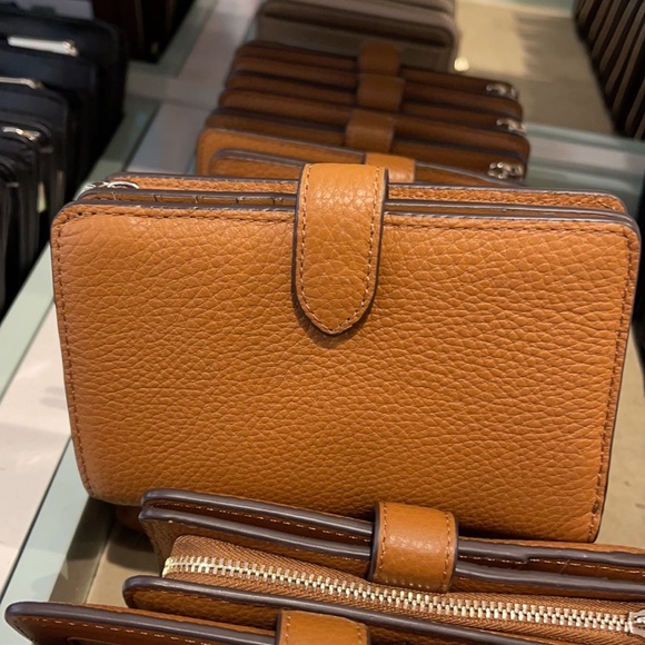 Kate Spade leila medium compartment bifold wallet - Picture 4 of 8